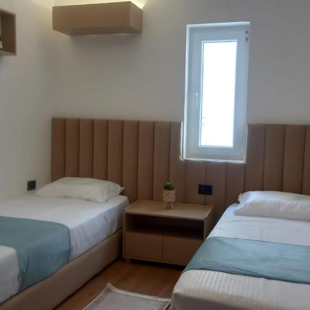 Apartment Kraja Shkoder Luaran gambar