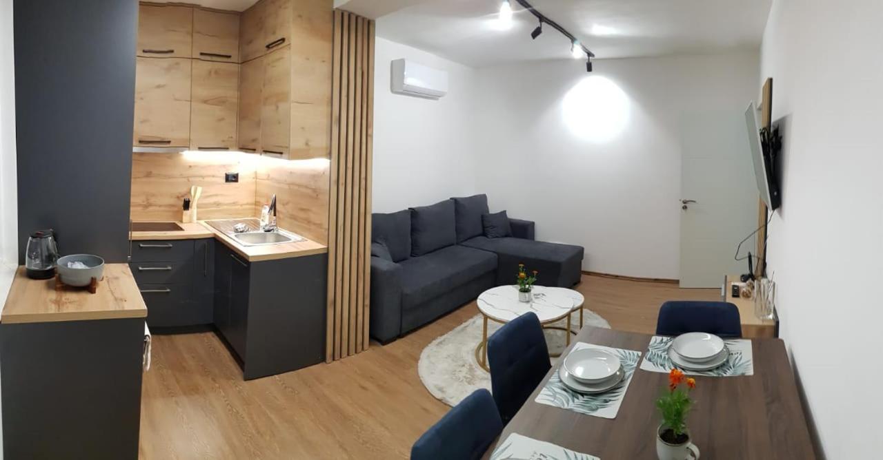 Apartment Kraja Shkoder Luaran gambar