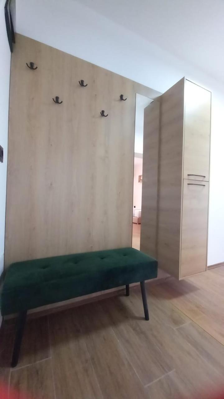 Apartment Kraja Shkoder Luaran gambar