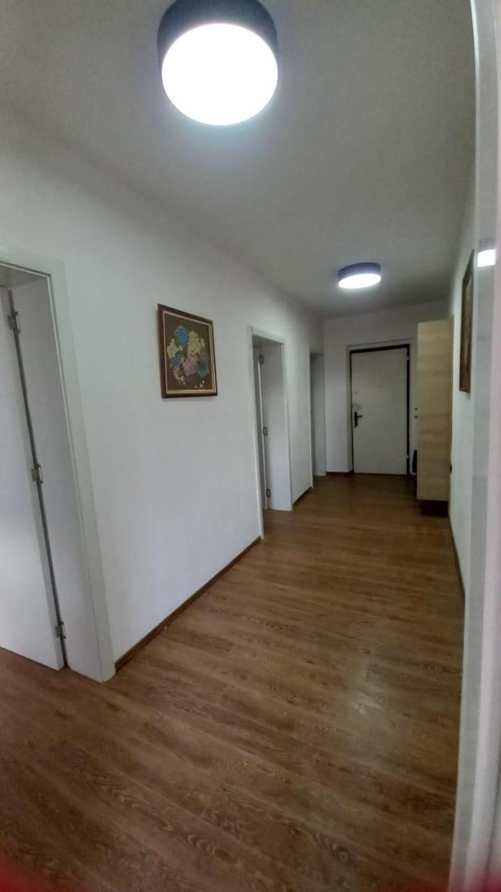 Apartment Kraja Shkoder Luaran gambar