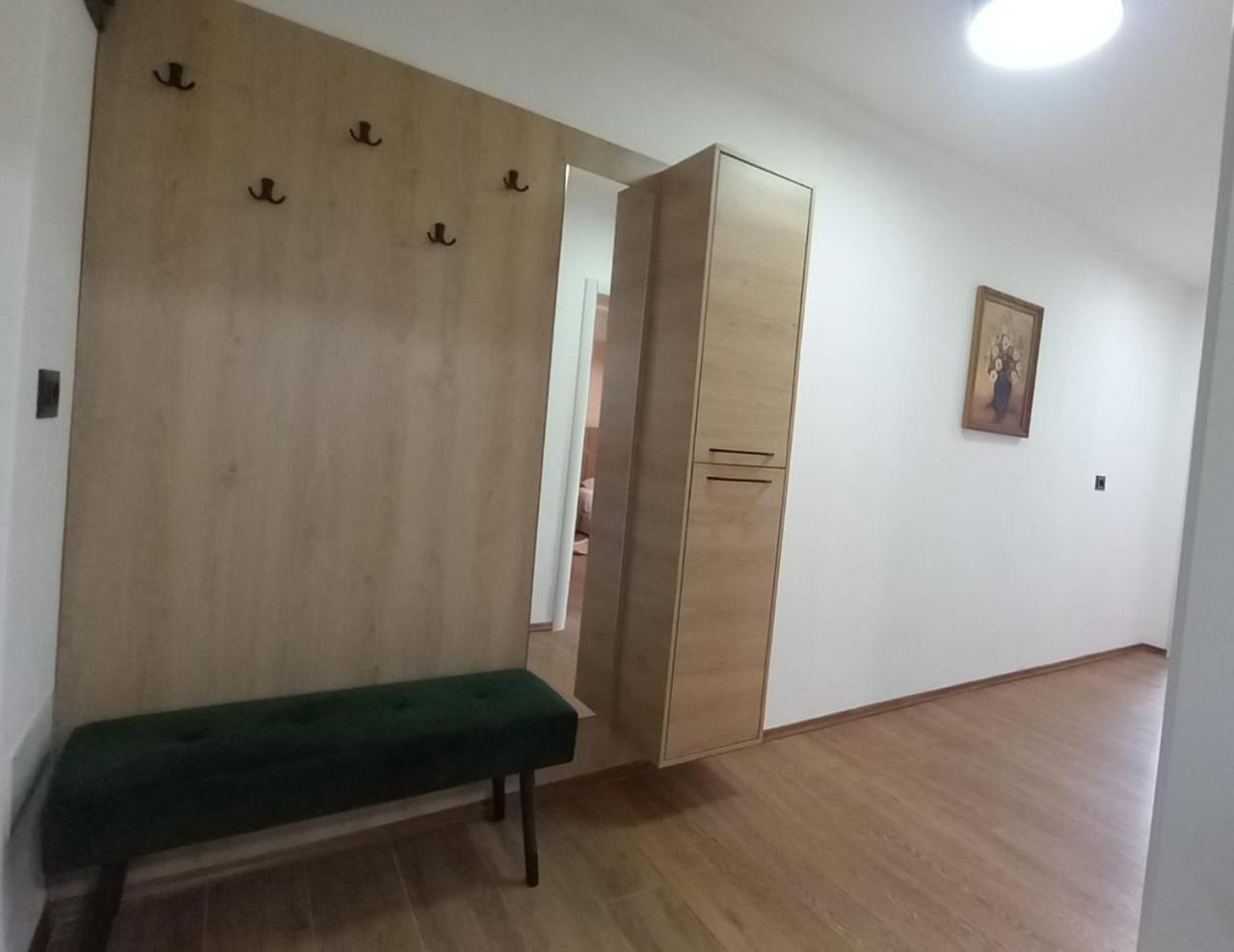 Apartment Kraja Shkoder Luaran gambar
